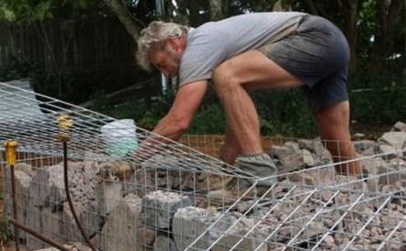 Retaining gabion wall installers